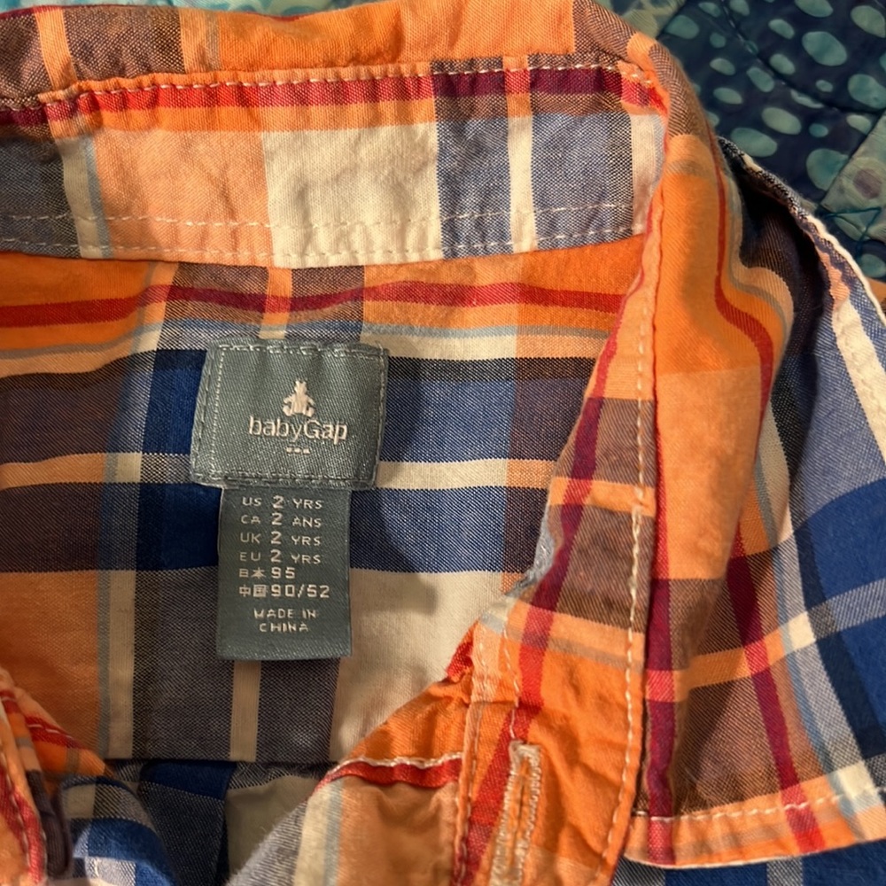 ***SOLD*** Gap Button Down - Picture 2 of 3